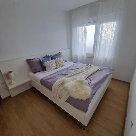 Ferienwohnung App Mira Crikvenica Exterior foto