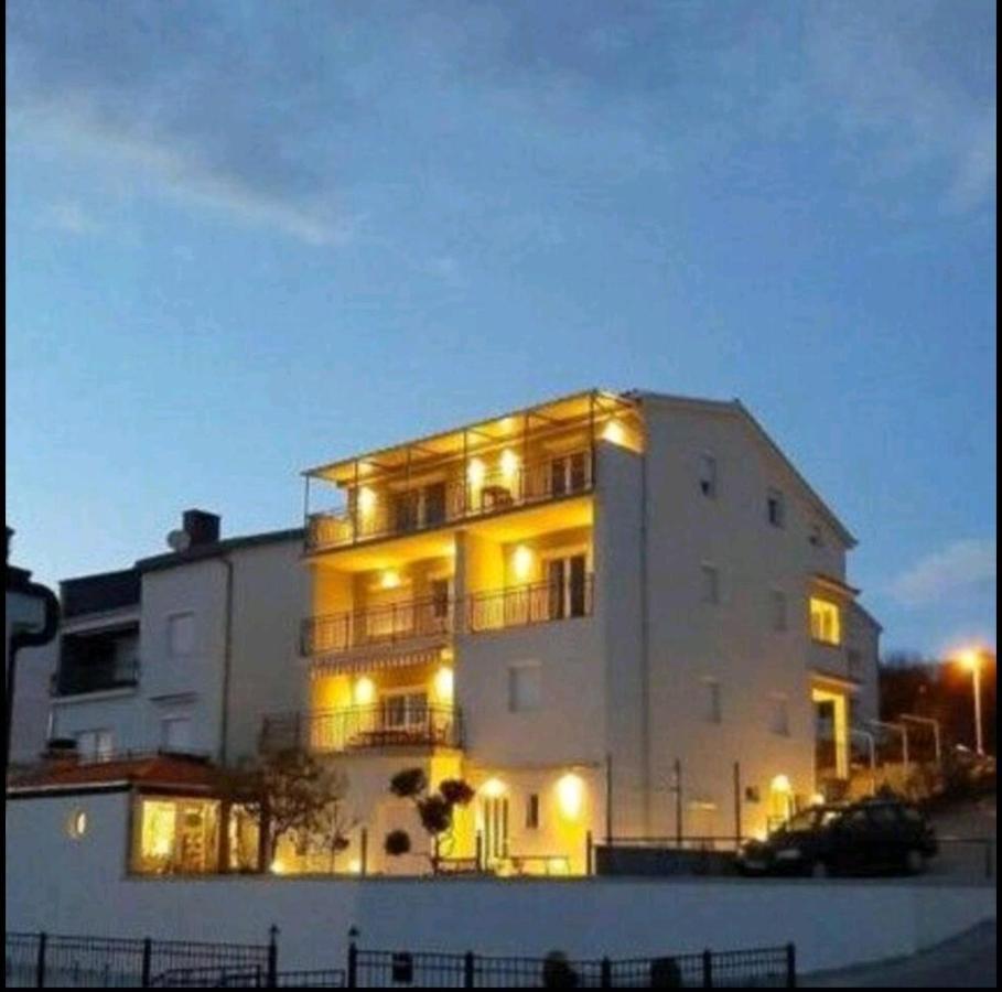 App Mira Crikvenica
