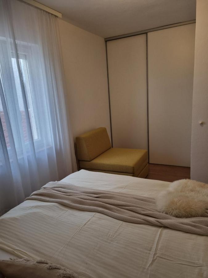 Apartment App Mira